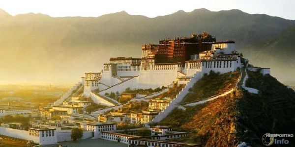 CCCР готовил мировую революцию с помощью тибетских лам