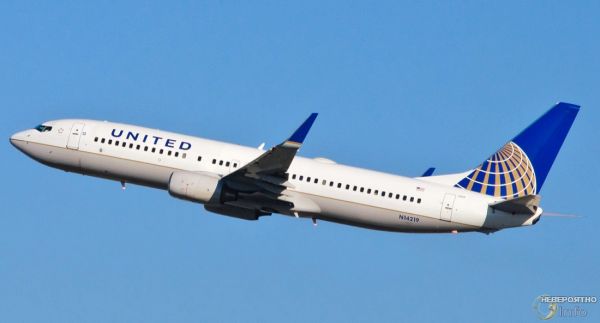 На борту United Airlines обнаружен вирус внеземного происхождения