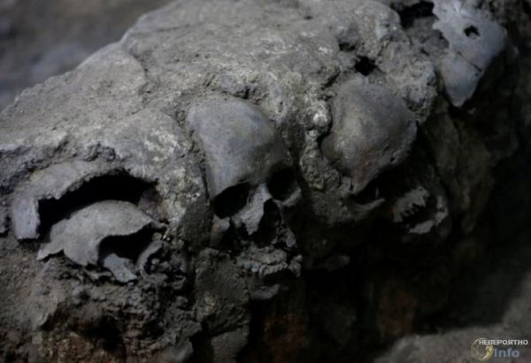 Археологи нашли башню из 650 черепов