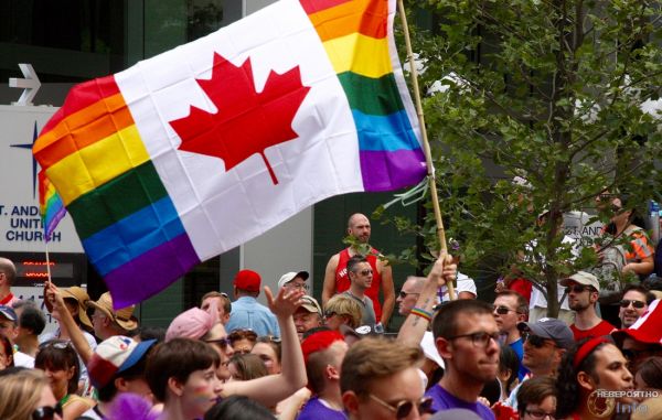 В Канаде национальный гимн сделали «гендерно нейтральным»