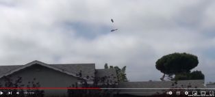 Вертолет перехватывает НЛО над Лос-Анджелесом