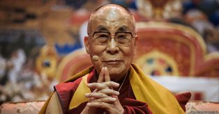 Далай-лама: «посетители из других галактик такие же, как мы»