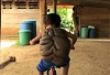 Мальчик - черепаха (видео)